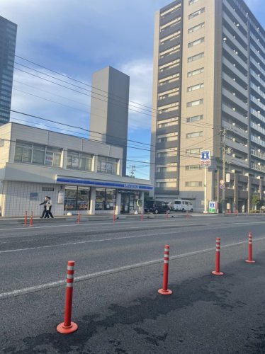 コンビニ　ローソン 新潟米山店（コンビニ）まで358m