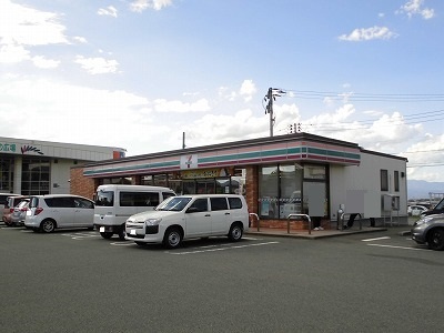 コンビニ　セブンイレブン（コンビニ）まで1000m
