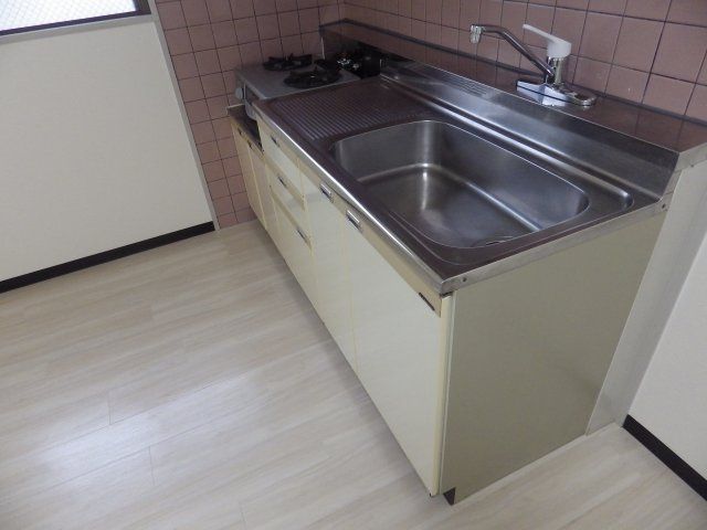 キッチン　※同物件別室参考写真