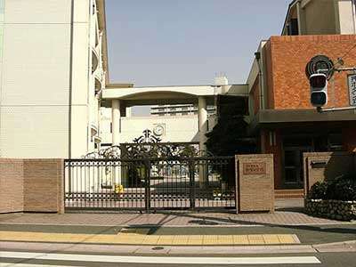 小学校　名古屋市立新栄小学校（小学校）まで850m