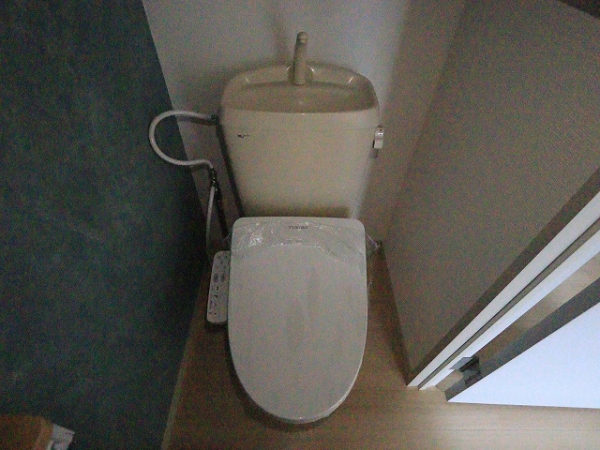 アビタシオン松前台C棟のトイレ写真