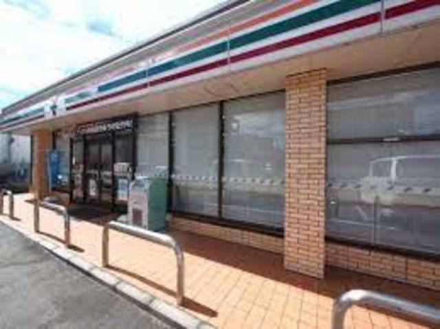 コンビニ　セブンイレブン練馬大泉学園町7丁目店（コンビニ）まで648m