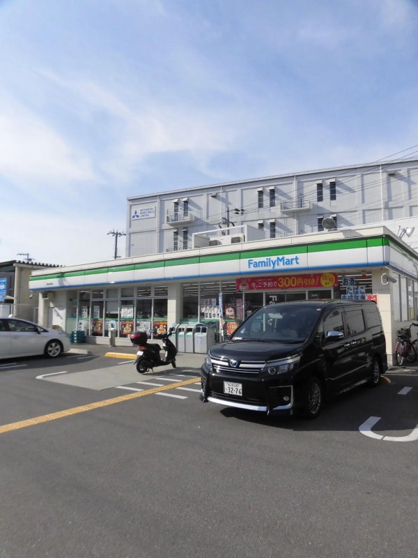 コンビニ　ファミリーマート 福島北港通店（コンビニ）まで438m