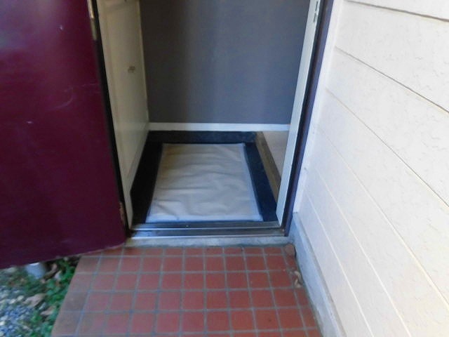 玄関　他部屋参考写真