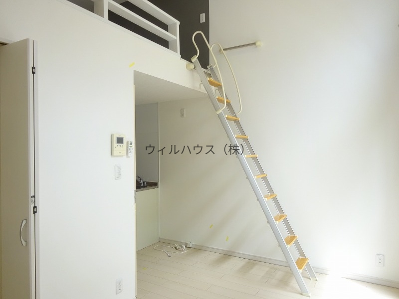 居室・リビング　明るい室内！