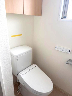 トイレ　落ち着いたトイレです