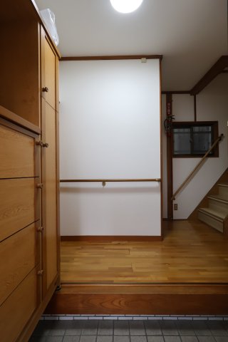 河内長野市喜多町貸家の玄関写真