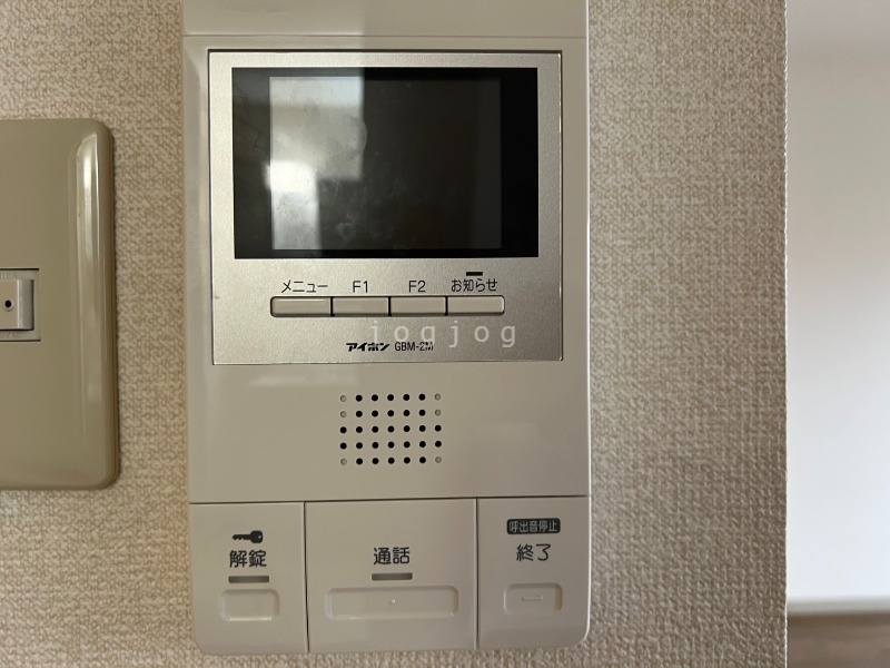 セキュリティ　モニター付きインターホンで来客確認も安心です！