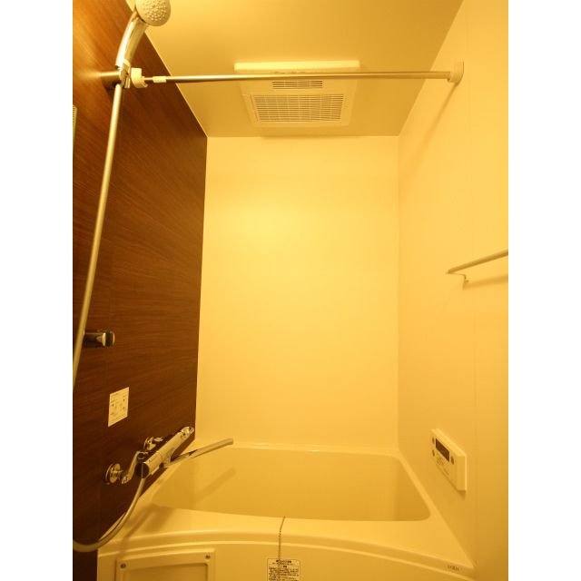 バス・シャワールーム　※別部屋の参考写真です。