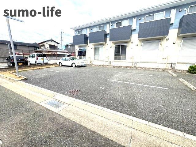 ドミール・エモアのその他写真