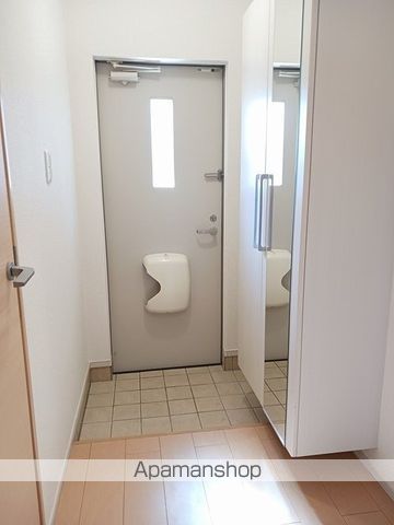 ヴィラノール加島IIの玄関写真