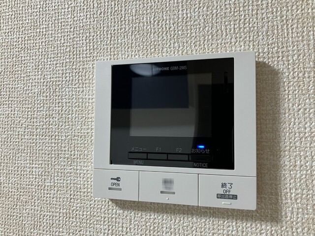 セキュリティ　モニター付きインターホン