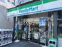 コンビニ　ファミリーマート 上石神井駅前店（コンビニ）まで228m