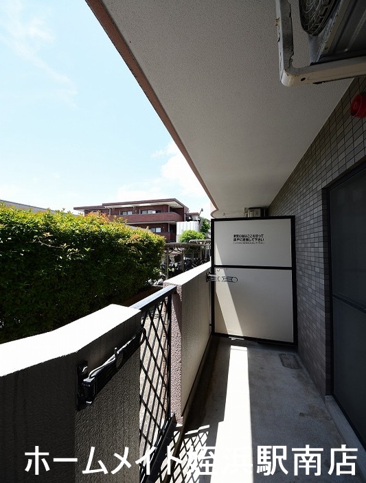 バルコニー　★南向きで日当たり良好♪★※別部屋参考写真