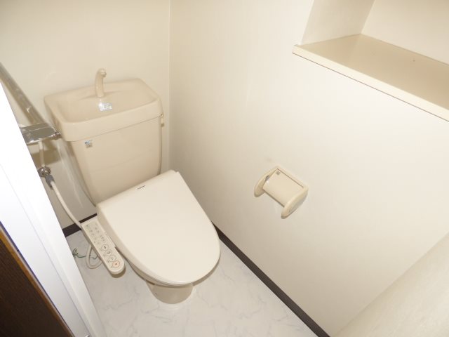 トイレ　※同タイプのお部屋です