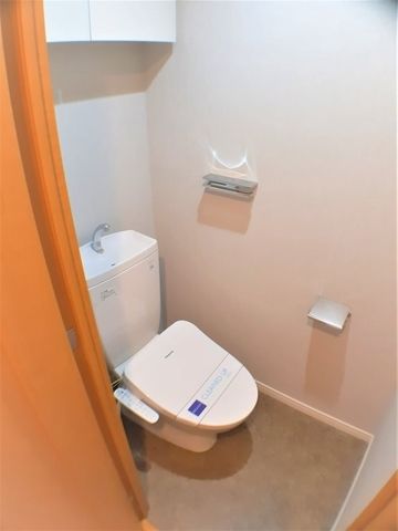 トイレ　ゆったりとした空間のトイレです