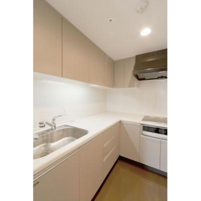 キッチン　※写真は同タイプ住戸です。