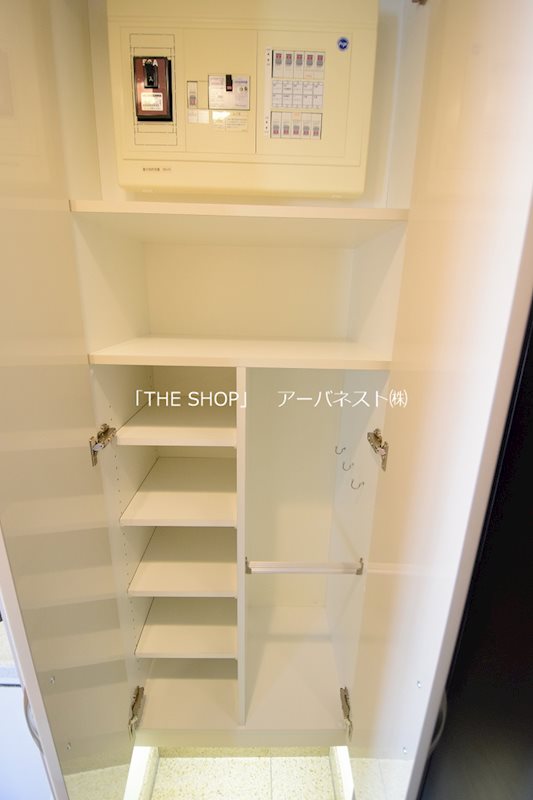 玄関　シューズボックス