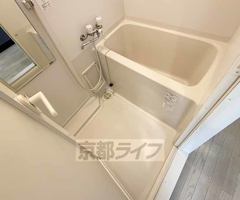 京阪本線 中書島駅 徒歩29分 6階建 築21年の風呂写真