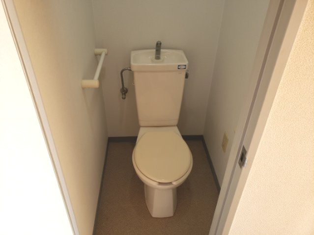 セオコート高丸のトイレ写真