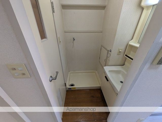 リファーマンションナオイの内装写真