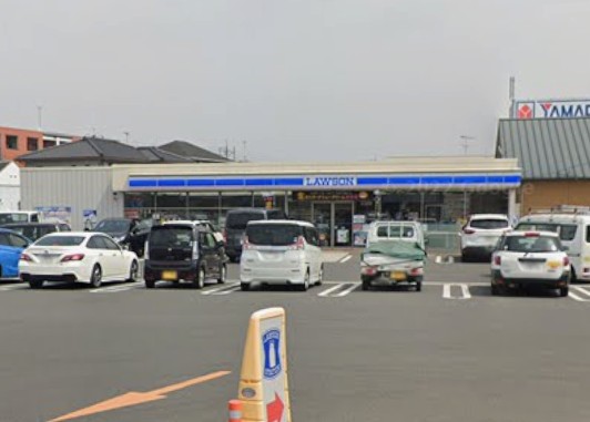 コンビニ　ローソン総社中央五丁目店（コンビニ）まで448m