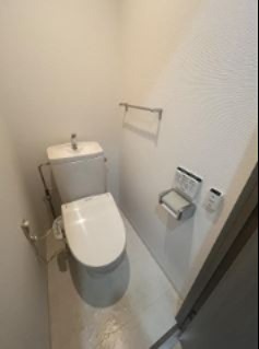 トイレ　※同仕様写真