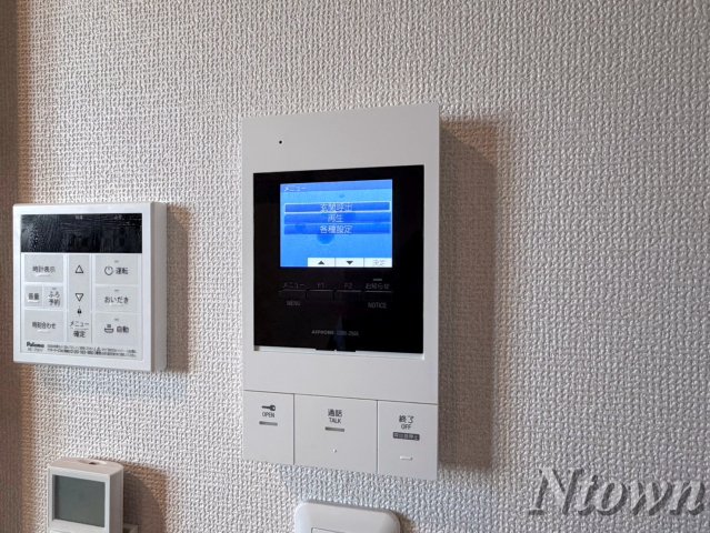 セキュリティ　モニター付きインターフォンです。