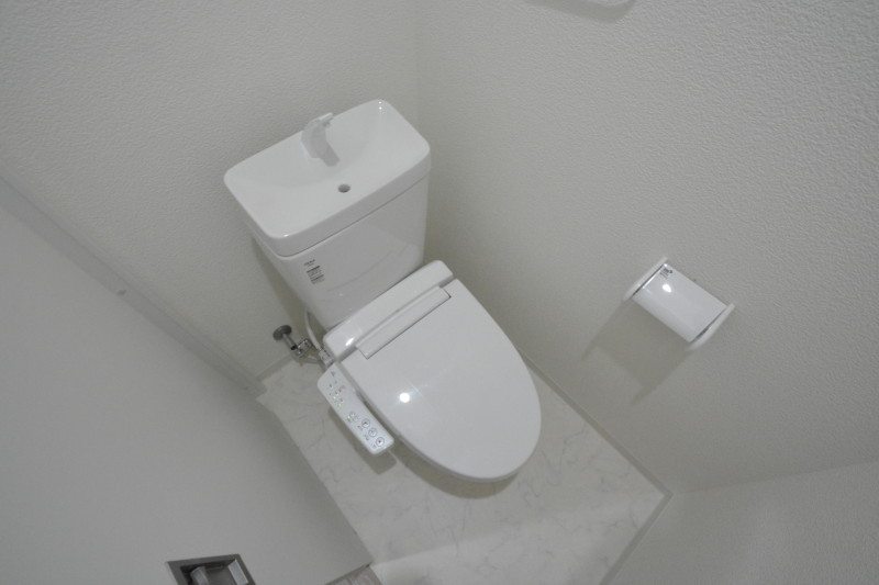 ユリシス神戸WESTのトイレ写真