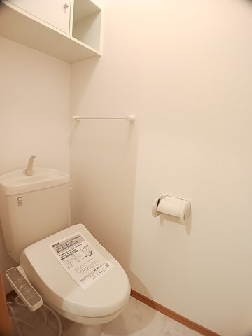 トイレ　ゆったりとした空間のトイレです