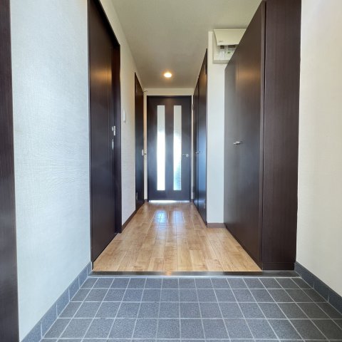 玄関　同仕様タイプです
