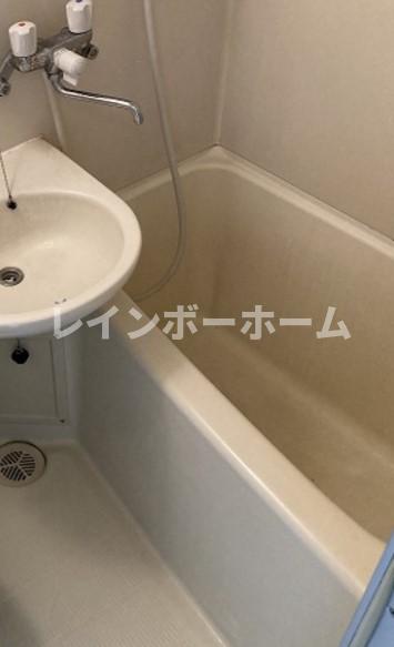 バス・シャワールーム　※別部屋参考写真