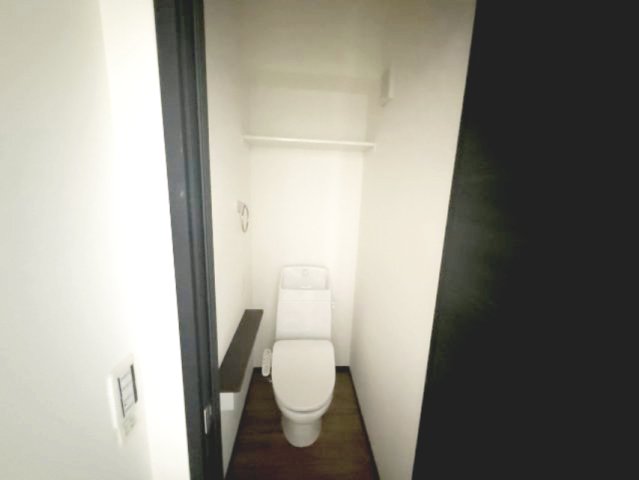 ＪＲ武豊線 乙川駅 徒歩11分 2階建 築1年のトイレ写真