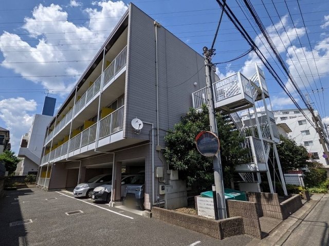 レオパレスシェル都IIの外観写真