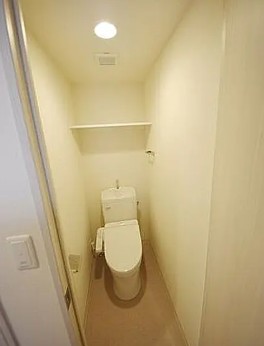 つくばエクスプレス 浅草駅 徒歩11分 13階建 築7年のトイレ写真