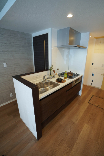 キッチン　同じ建物の別のお部屋