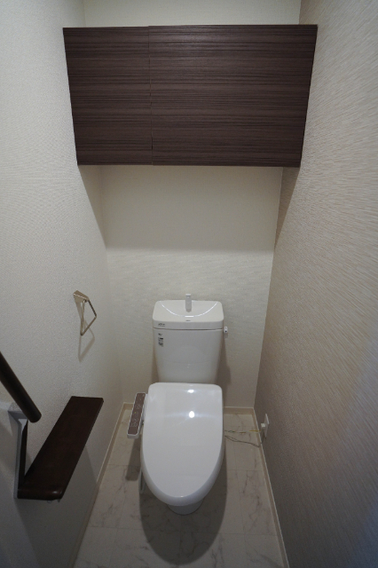 トイレ　同じ建物の別のお部屋