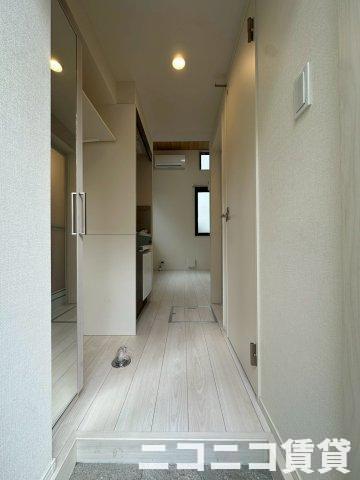 玄関　別号室イメージの為、現状を優先致します。