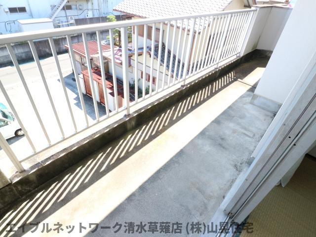 【静岡市清水区草薙のマンションのバルコニー】