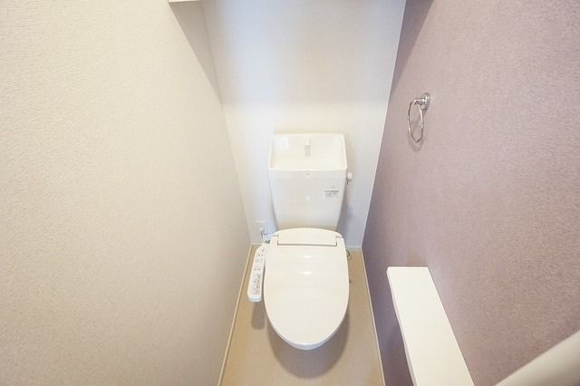 【アミティエIのトイレ】