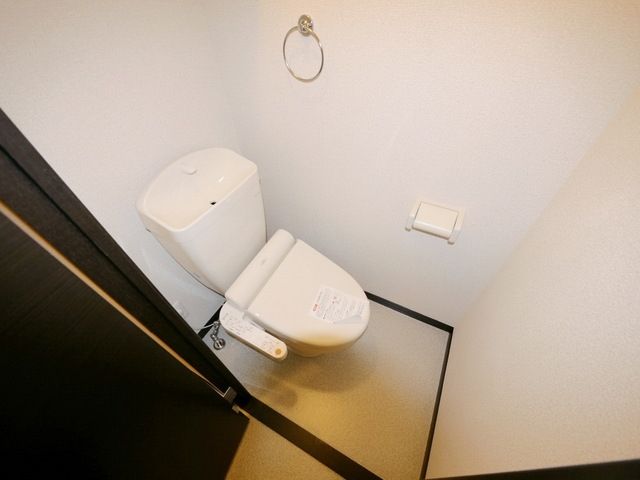 【新座市野火止のアパートのトイレ】