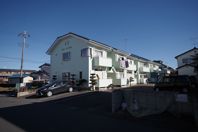 【小山市犬塚のアパートの駐車場】