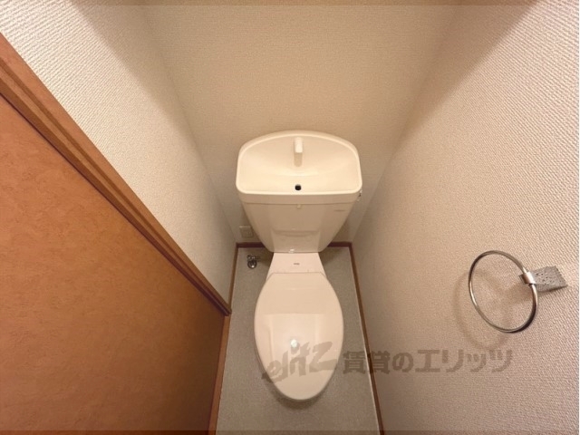 【レオパレスハルサキのトイレ】