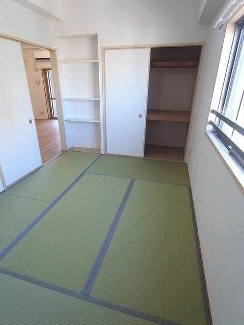 【荒川区南千住のマンションの収納】