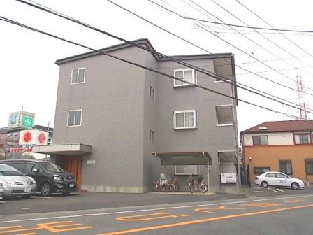 K・Uイールスの建物外観