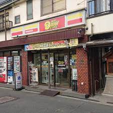 コンビニ　ニューヤマザキデイリーストア くにじま駅前店（コンビニ）まで350m