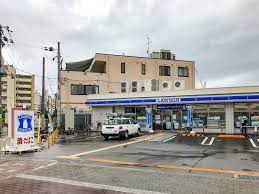 コンビニ　ローソン 阪急崇禅寺駅前店（コンビニ）まで813m