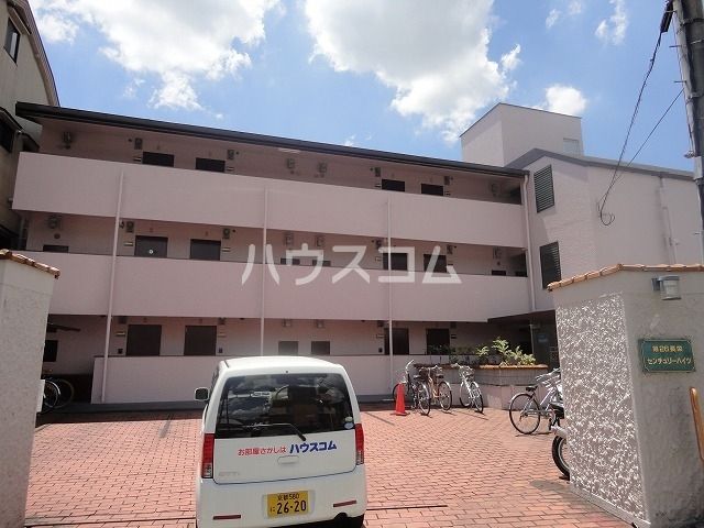 京都市西京区大枝塚原町のマンションの建物外観