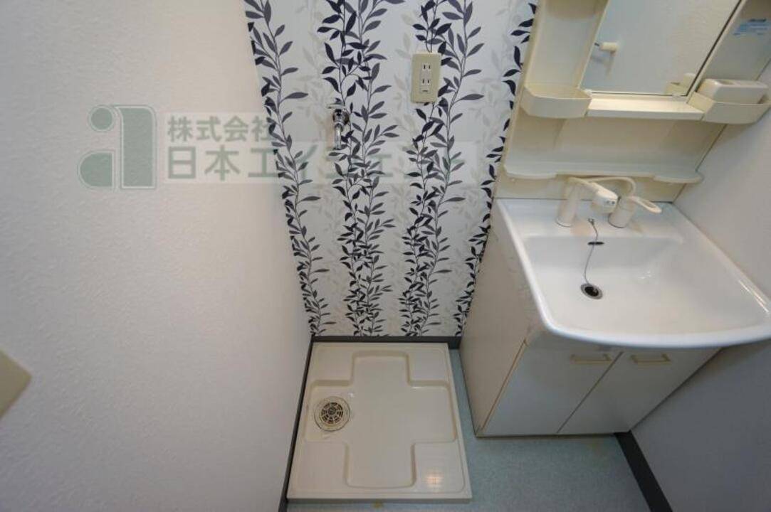 洗面設備　洗濯機置場