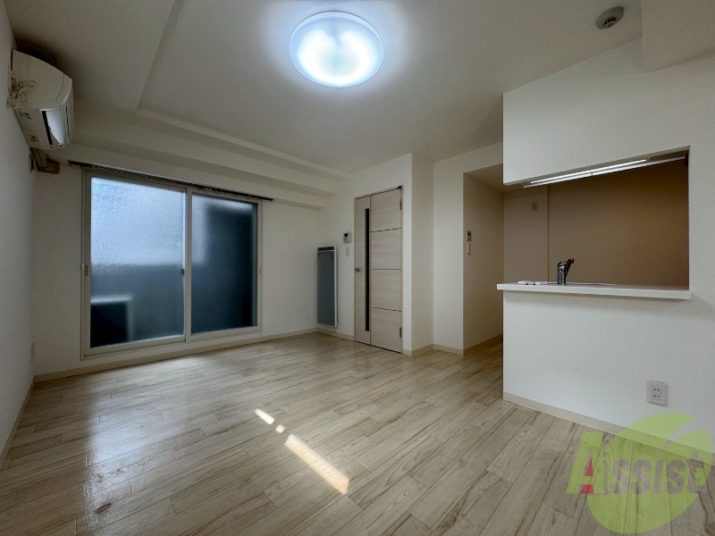 居室・リビング　広くてキレイなお部屋が広がっていて、充実した生活が送れそう。